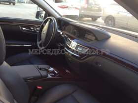 Прокат Mercedes S 221 (Мерседес) черного цвета с черным салоном